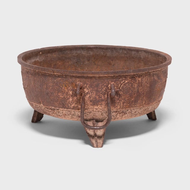 Antique Low Iron Basin With Trailing Vines For Sale In Chicago - Image 6 of 7