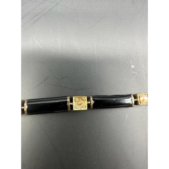 Art Deco Necklace in Enamel, Gold and Small Pearls, 1930s For Sale - Image 4 of 13