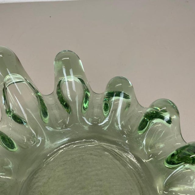 Large Brutalist Lucid Glass Shell Ashtray, France, 1970s For Sale - Image 6 of 18