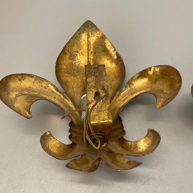 Vintage French Golden Florentiner Lily Wall Lights by Hans Kögl, 1970s, Set of 2 For Sale - Image 16 of 18