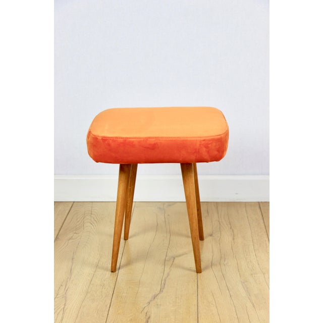 Vintage Orange Square Stool, PRL, 1970s For Sale - Image 4 of 9