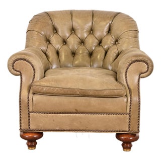 Baker Furniture Stately Homes Collection Late Victorian Tufted Leather Club Chair For Sale