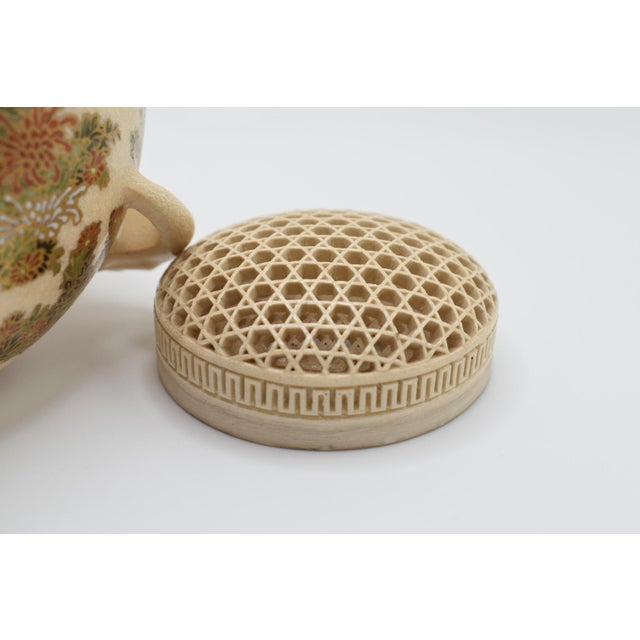 Japanese Satsuma Tripod Flower Censer Meiji Period For Sale - Image 4 of 14