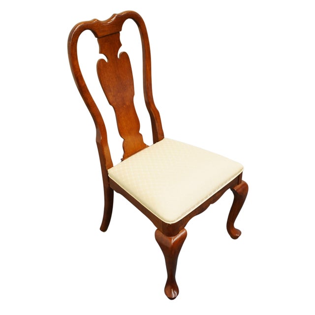UNIVERSAL FURNITURE Cherry Traditional Queen Anne Style Dining Side Chair 39.5" High 21.5" Wide 24.5" Deep Seat: 18.5"...