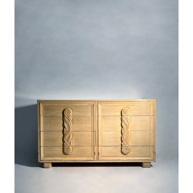 Vintage 1940's Sideboard Chest ( Dresser Cabinet ) by Rockford Furniture Company. Cabinet will require restoration as...