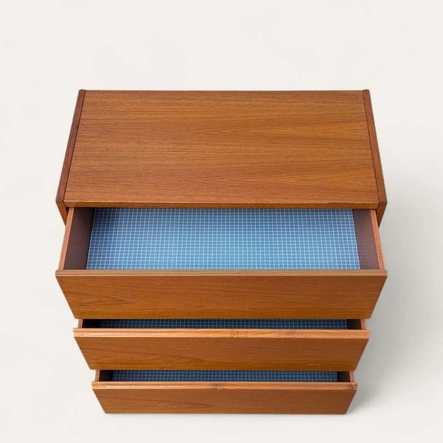 Mid-Century Modern 1960s Petite Danish Modern Teak Three-Drawer Dresser or Nightstand For Sale - Image 3 of 10