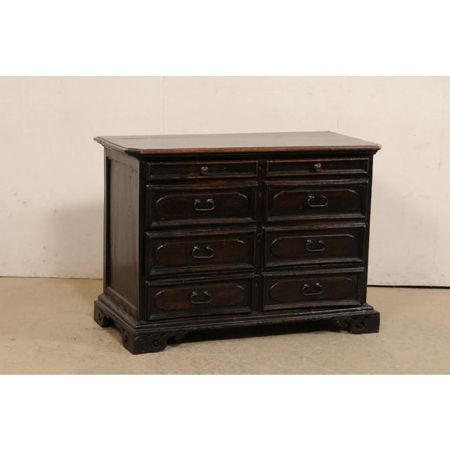 Italian A Handsome Early 18th Century Italian Chest For Sale - Image 3 of 11