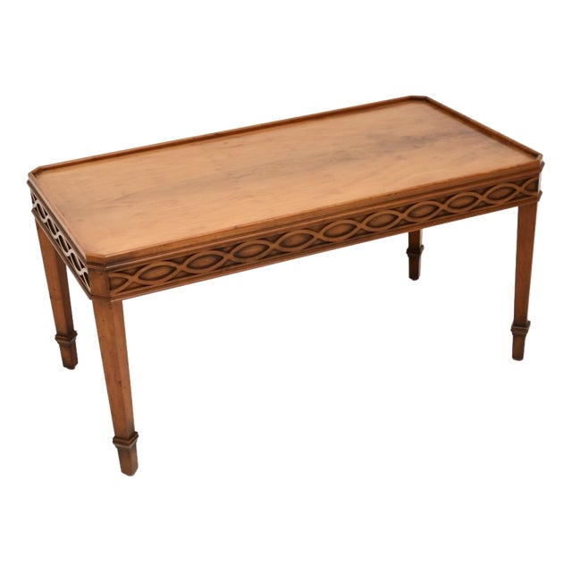 Vintage Georgian Style Coffee Table in Yew Wood, 1950 For Sale