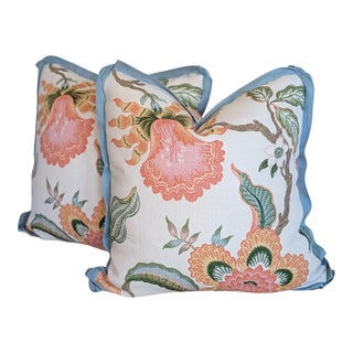 Schumacher Hothouse Flowers in Sunshine Pillows With Blue Butterfly Flange For Sale