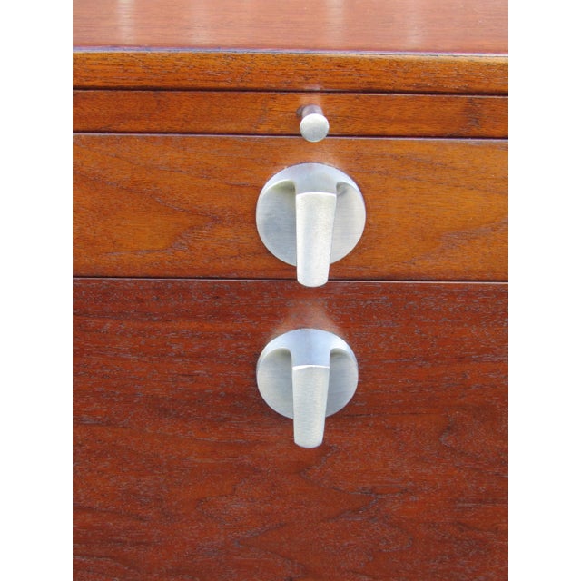 Mid-Century Modern Newly Restored Jens Risom Mid-Century Modern Walnut Compact Credenza, 1960s For Sale - Image 3 of 11