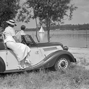 Heinz Pollmann, Ford Eifel Tour with a Couple, 1935 / 2025, Photograph
