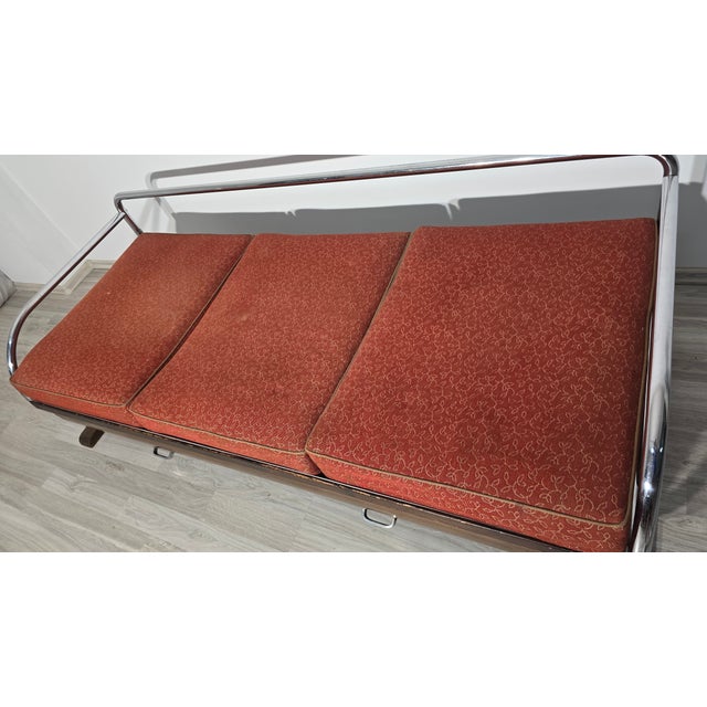 Bauhaus Chrome Sofa by Robert Slezak for Slezak Factories, 1930s, in Good conditions. Designed 1920 to 1949 I have...