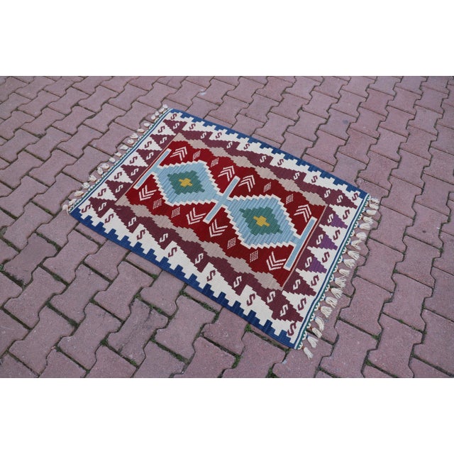 1970s Turkish Kilim Woven With Organic Wool in Geometric Patterns For Sale - Image 4 of 10