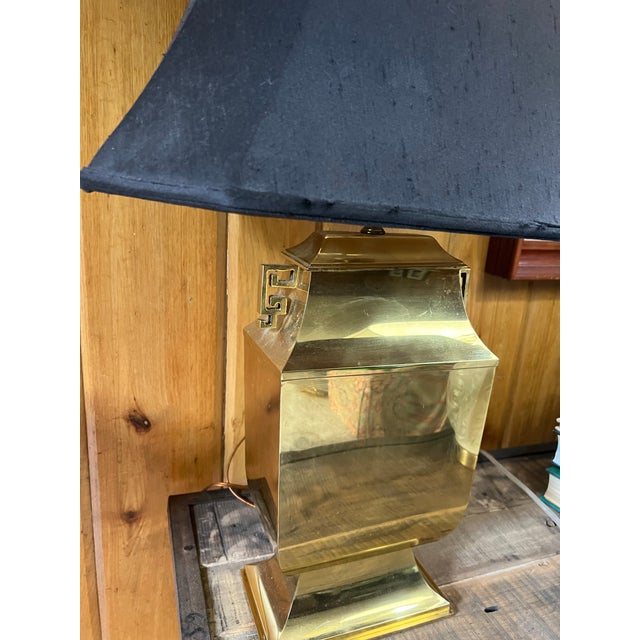 Hollywood Regency 1990s Hollywood Regency Greek Key Brass Lamps For Sale - Image 3 of 3