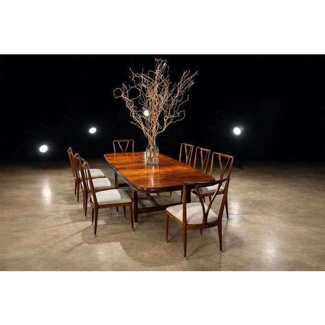 Produced by Loher in Brazil during the 1960s, this extendable dining table exemplifies the material richness and...