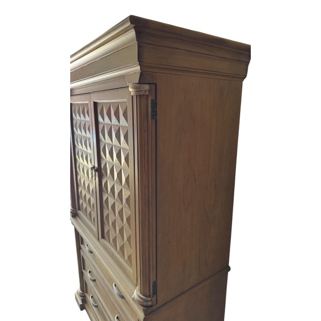 1990s Drexel Heritage Corbel Collection Carved Wood Entertainment Armoire For Sale In Phoenix - Image 6 of 12