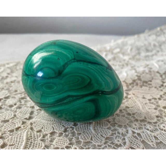 Gorgeous vintage malachite Easter egg, with rich green colors and swirls. This is a medium size egg -- 2.5 inches long x...