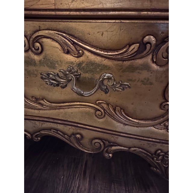 1970s Vintage Weiman Marble Top Gilt Louis XV Style Bombe Chest / Commode For Sale - Image 5 of 9