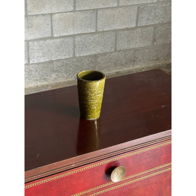 Great Swedish vase circa 1960s. Nice avocado or kale like color. great form