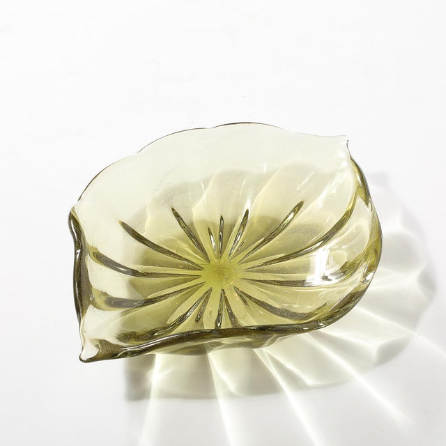 Mid-Century Modern Mid-Century Modernist Organic Undulating Hand-Blown Murano Glass Centerpiece For Sale - Image 3 of 12
