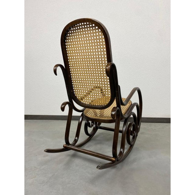 1930s Small No. 10 Children's Rocking Chair attributed to Thonet, 1930s For Sale - Image 5 of 14
