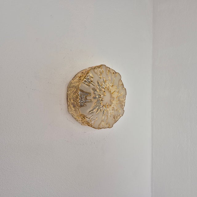 Dimensions: height – 11 cm width – 20 cm Condition: very good, fully functional and ready to install. Fits a standard E27...