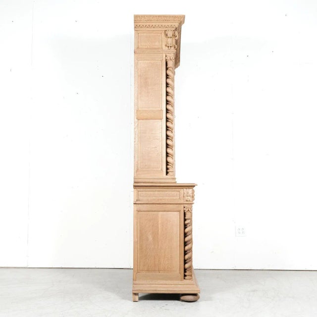 19th Century French Louis XIII Bleached Oak Hunting Buffet Deux Corps/Bookcase For Sale - Image 11 of 12