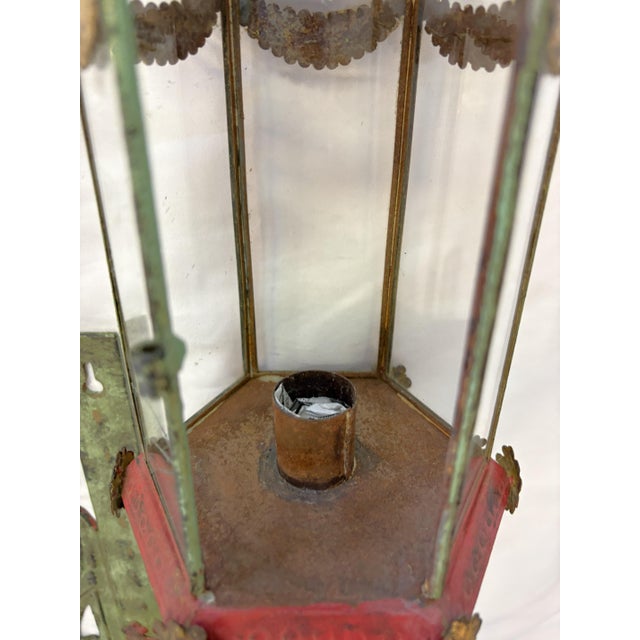 Vintage Italian Venetian Style Painted Tole Wall Sconce Candle Lanterns- A Pair For Sale - Image 16 of 18