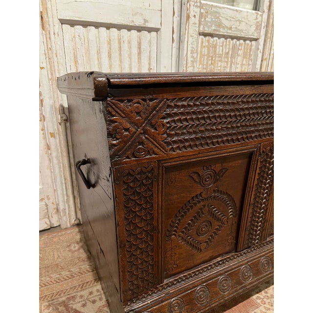 Mid 17th Century English Carved Oak Blanket Chest For Sale In Atlanta - Image 6 of 13