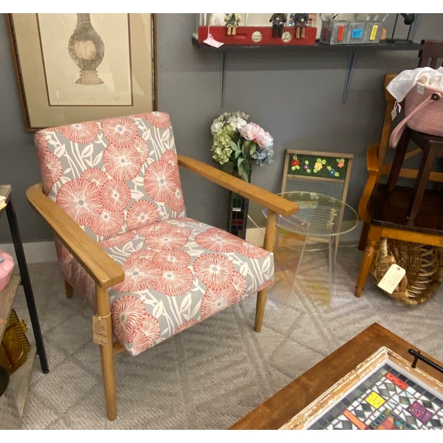 Freshly upholstered retro mid-century style exposed wood arm chair. A great lounge chair for a clean contemporary decor....