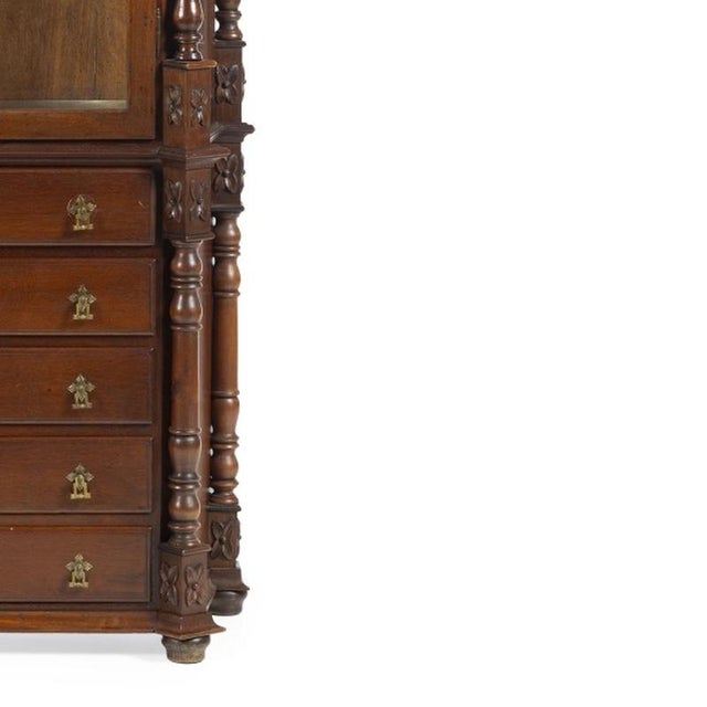 19th Century Display Case of Dona Maria For Sale - Image 5 of 6