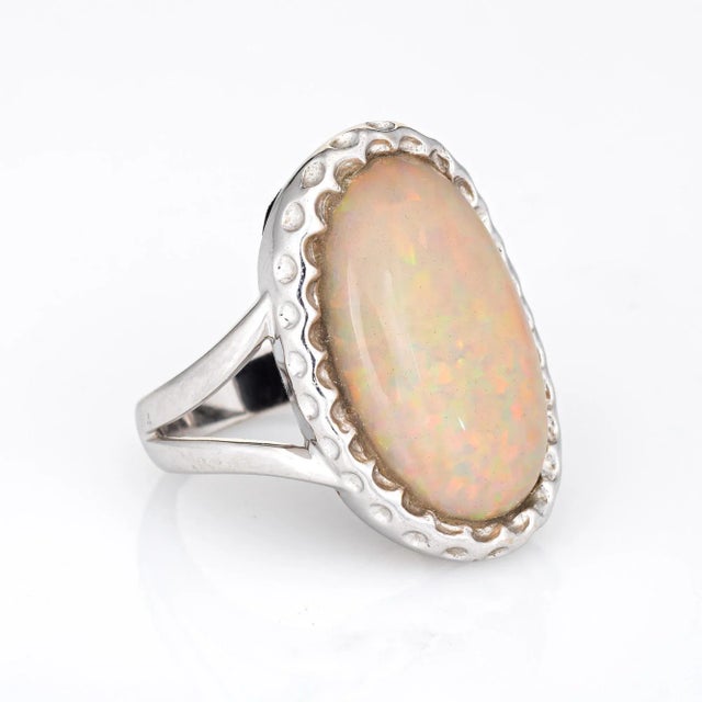 Modern 8ct Natural Opal Ring Estate 14k White Gold Large Oval 6.5 Cocktail Jewellery size 6.5 For Sale - Image 3 of 7