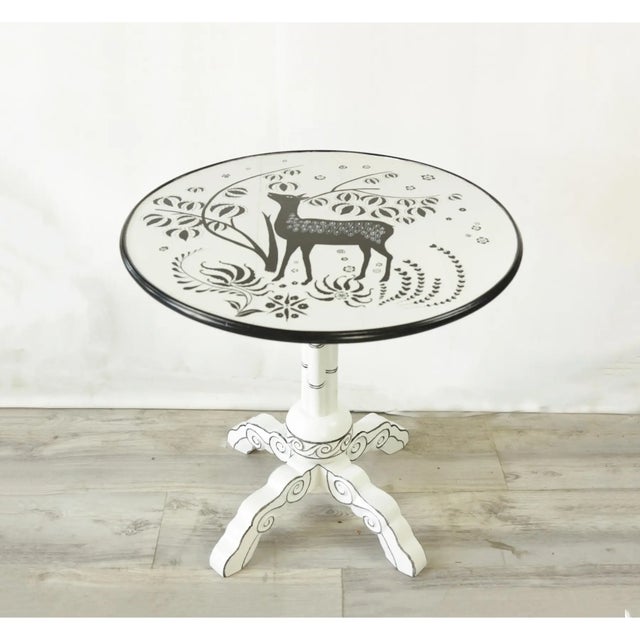 Traditional Vintage Small Round Table With Base in Imitation Bamboo Detail For Sale - Image 3 of 8