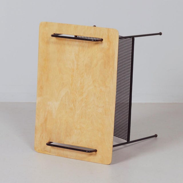 1950s TM04 Side Table with Reading Basket by Cees Braakman for Pastoe, 1953 For Sale - Image 5 of 9