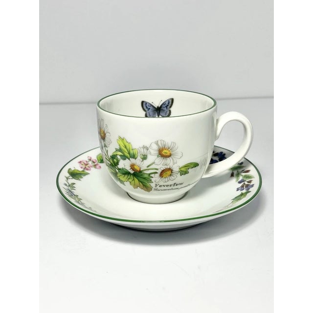 Contemporary 1990s Royal Worcester “Herbs” Set of 4 Porcelain Teacups & Saucers For Sale - Image 3 of 6
