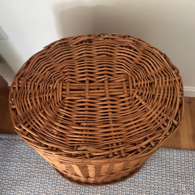 20th Century French Wicker Basket With Handles and Lid For Sale - Image 12 of 12