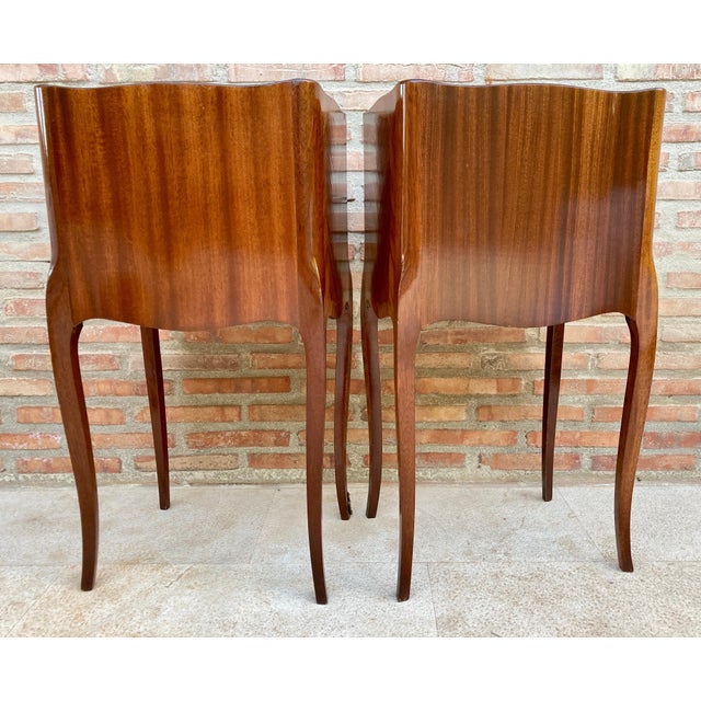 1940s Pair of French Marquetry Bedside Tables with Drawer and Cabinet, 1940s For Sale - Image 5 of 13