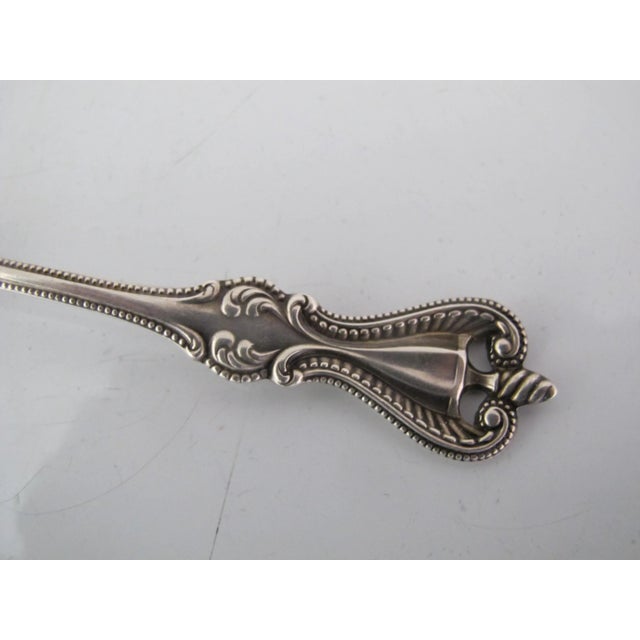 Towle Silversmiths Antique 1895 Towle Sterling Silver Old Colonial Five O'Clock Teaspoon Set of 6 For Sale - Image 4 of 10