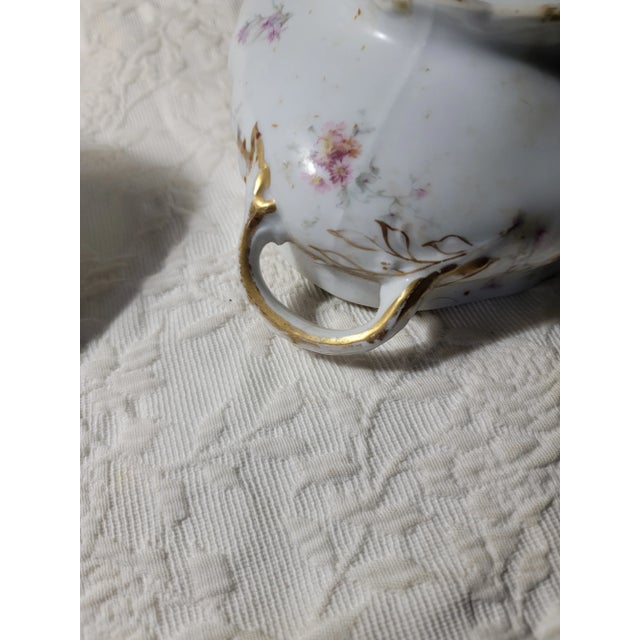 Mdi 19th Century Victorian Flow Blue Serving Bowl and Underplate For Sale - Image 11 of 12