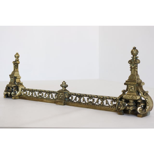 Antique French Louis XVI Style Adjustable Bronze Fireplace Fender, 1880 For Sale - Image 6 of 10