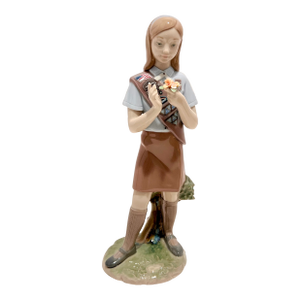 Lladro Year of the Girl / Girl Scout Brownie Porcelain Figurine