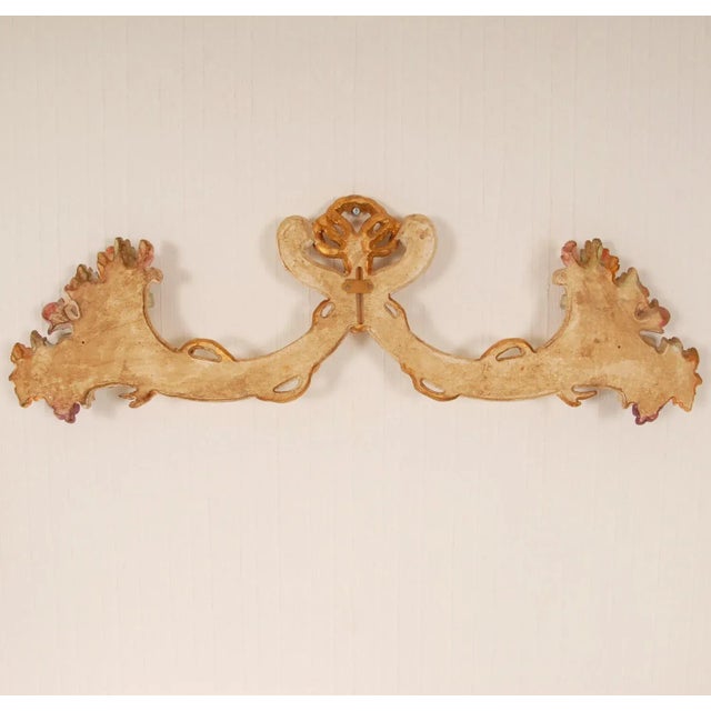 English Country Home Italian Wall Ornament Florentine Hand Carved Giltwood and Polychrome Cornucoppia Horn Tariff Free Delivery For Sale - Image 4 of 10