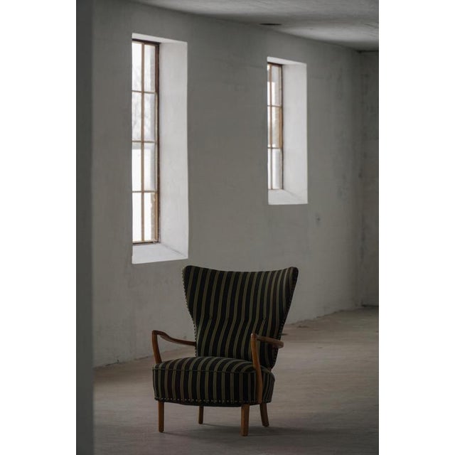 Wood Mid-Century Modern Danish Wingback Lounge Chair in Oak by Viggo Boesen, 1950s For Sale - Image 7 of 18