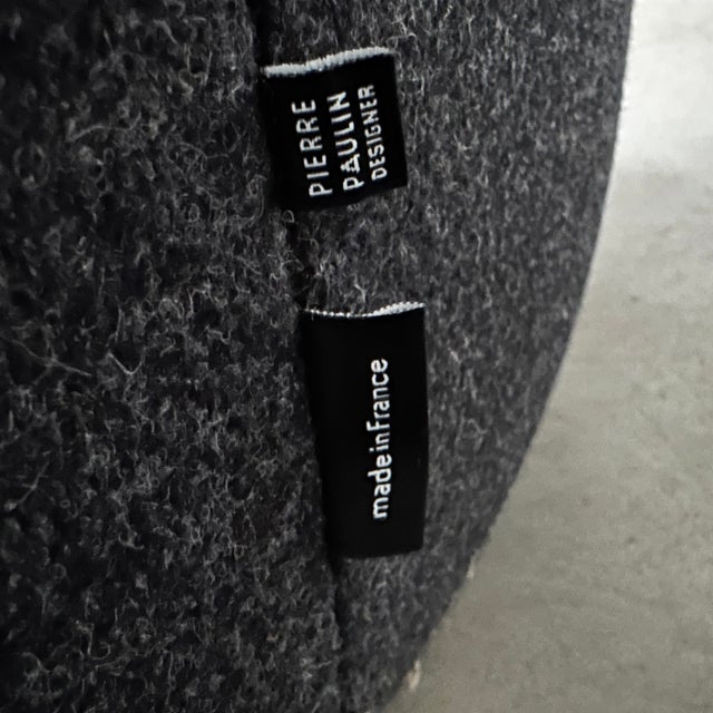 Pumpkin Two-Seater Sofa and Pouf by Pierre Paulin for Ligne Roset, 2008, Set of 2 For Sale - Image 9 of 16