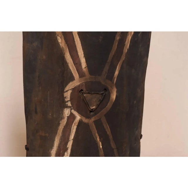 Vintage Collection of Oceanic Shields (Tall), Papua New Guinea- Set of 3 For Sale - Image 4 of 11