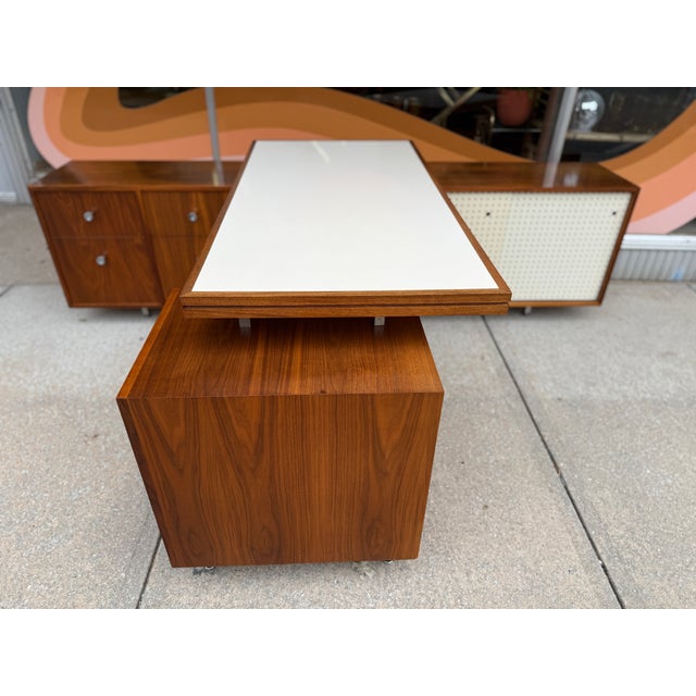 George Nelson One-of-a-Kind Herman Miller for George Nelson Style Mid-Century Modern Desk Unit For Sale - Image 4 of 18