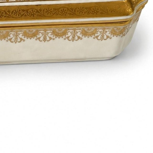 Porcelain Box with Floral Motifs from Vista Alegre For Sale - Image 5 of 6