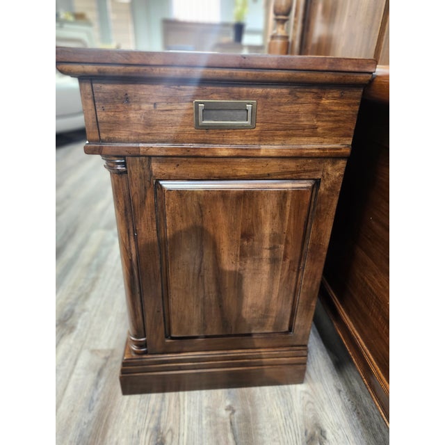 2020s Kincaid Bridgetown Maple Bachelors Chest For Sale - Image 5 of 7
