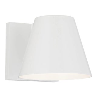 Visual Comfort Modern Bowman 4 Outdoor Wall LED White For Sale