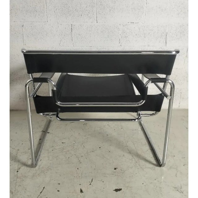 Wassily Chair in Steel and Leather by Marcel Breuer for Gavina, 1960s For Sale - Image 14 of 16